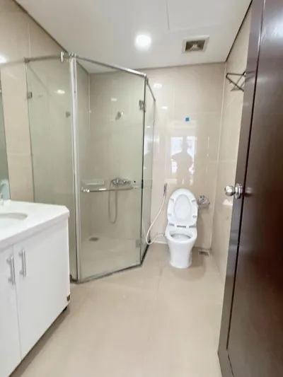 Căn hoa hậu 2 phòng ngủ sáng 87m2 Times City có slot ô tô cho thuê nhanh 15.5tr đủ đồ