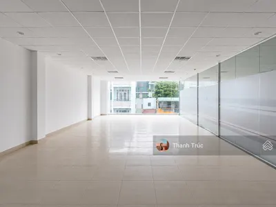 Cho thuê tòa nhà Cách Mạng Tháng Tám Quận 3 - Hầm 6 tầng PCCC - Thang máy - 90 triệu/tháng