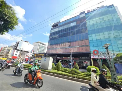 Tòa nhà thương hiệu 5500m2 464 - 466 - 468 Phan Xích Long 28.3x26 Hầm 10 Tầng