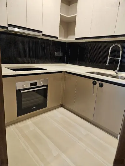 Cho thuê 3 phòng ngủ full nt D'Edge Thảo Điền, giá tốt, view sân vườn, thang riêng, sảnh riêng.